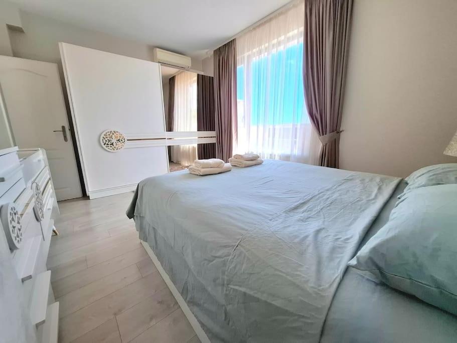 Spacious Prestige Penthouse Варна Екстериор снимка