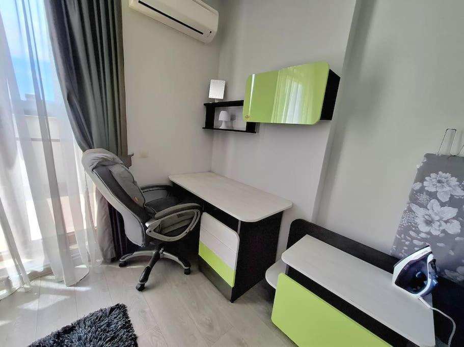 Spacious Prestige Penthouse Варна Екстериор снимка