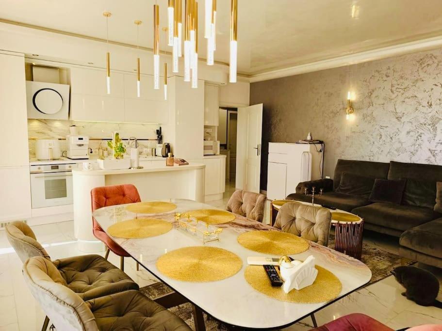 Spacious Prestige Penthouse Варна Екстериор снимка