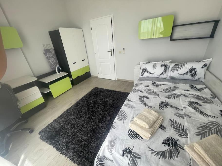 Spacious Prestige Penthouse Варна Екстериор снимка