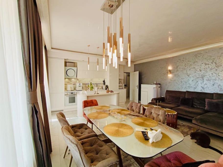 Spacious Prestige Penthouse Варна Екстериор снимка
